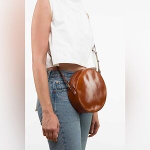 VereVerto Miro Leather Circle Bag NWT Pristine Crossbody Belt Bag Convertible